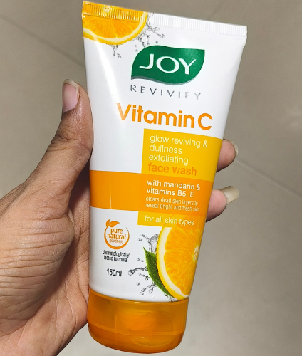 Joy Revivify Vitamin C face Wash review 